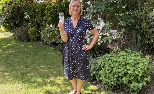 Jo celebrating winning best product to stop thumb sucking Award