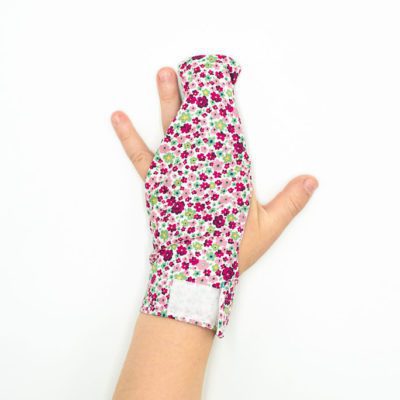 Flower Thumbsie® Finger Glove